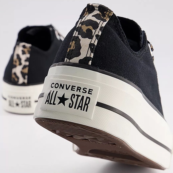 Converse - Picture 2 of 2